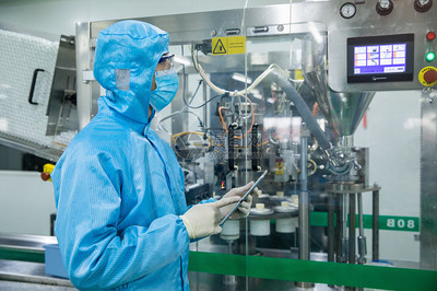 化工廠質檢員 守護化工產品生產的質量防線